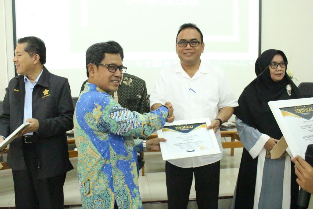 Dr. Abd. Jamal, SE., M.Si